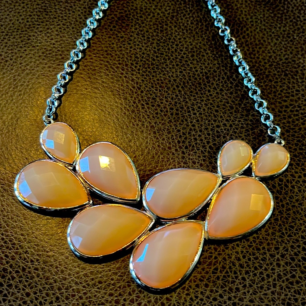 NY&Co Statement Necklace - Peach stones with silver adjustable chain.